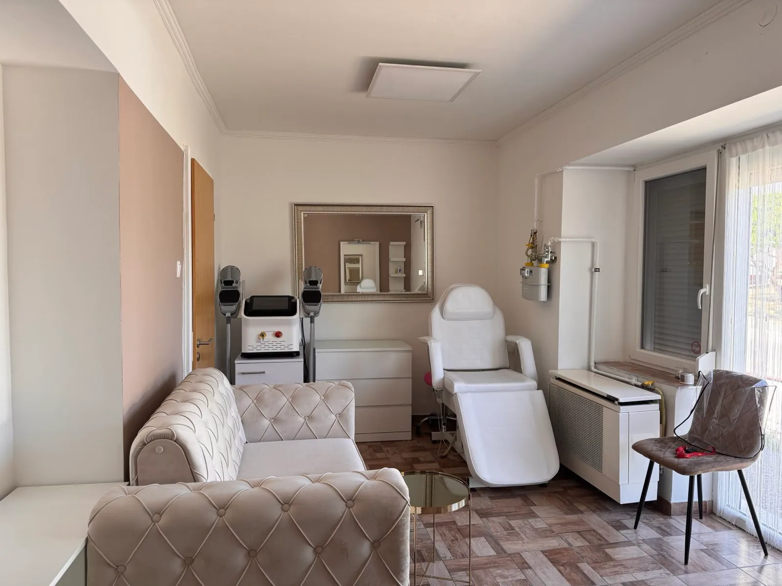 HIEMT alakformáló gép